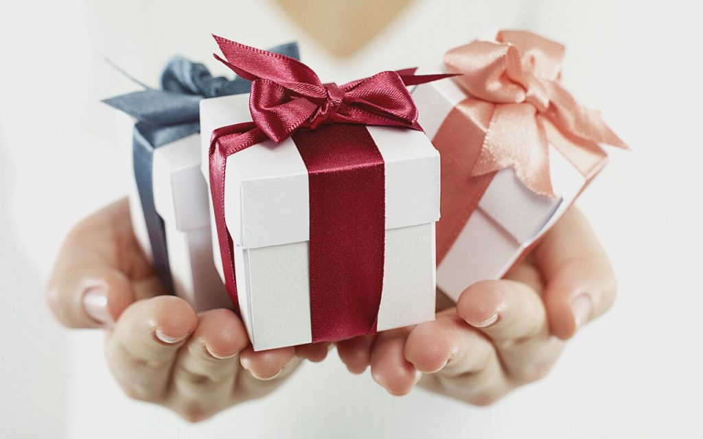 Pemberian hadiah untuk peningkatan perilaku baik