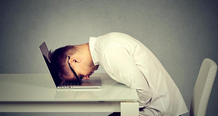 Kenali Fatigue Kondisi Medis yang Dapat Mengganggu Kinerja Kerja Anda