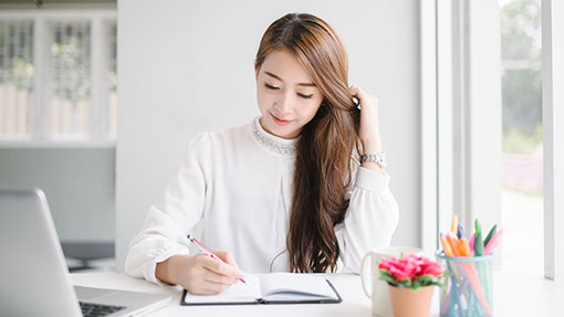 Tips Membantu Karyawan yang Mengalami Tekanan Kerja